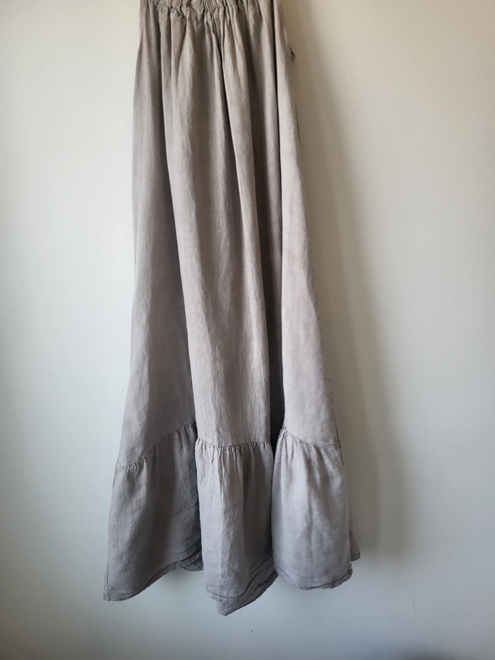 Women's Maxi Dress - Light Taupe Sleeveless Linen-Blend - Picture 2 of 10